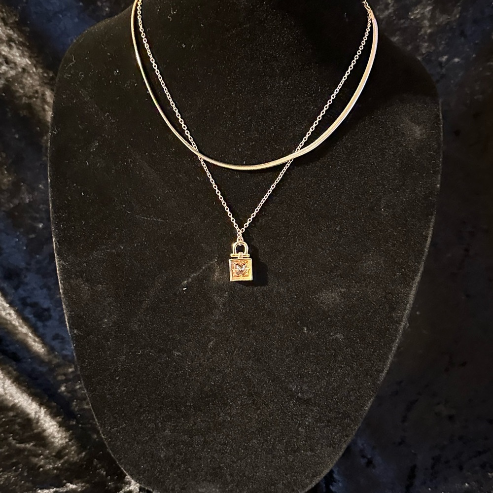 NWT Anne Marie Elegant Gold Necklace with Gem Pendant